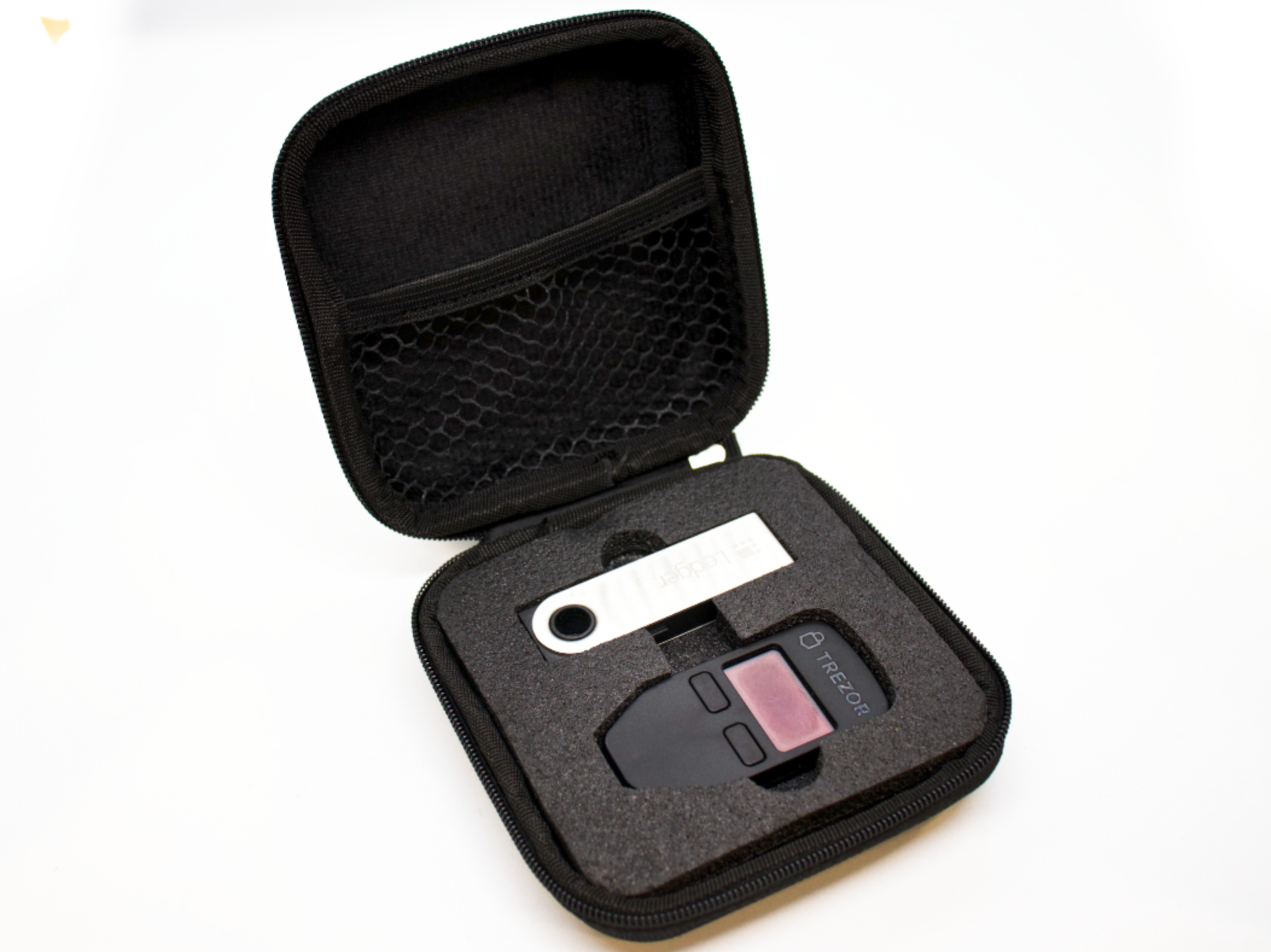 Trezor One + Ledger Nano S / S Plus - Hardware Wallet Case